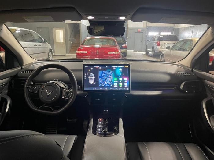 2023 vinfast vf-8 with 9921 miles for sale near elk-river, minnesota 78c9949e52dd401a9a80c25befd10620.jpg