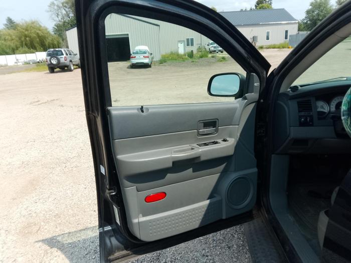 2006 dodge durango slt-4wd with 232687 miles for sale near elk-river, minnesota 78d5f85856ec469f83fdb63154324fbf.jpg