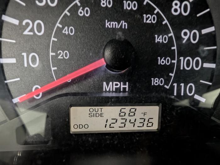 2006 toyota corolla ce with 123437 miles for sale near elk-river, minnesota 78dfc2c5cc094f1f9d4c4e078bdcde04.jpg