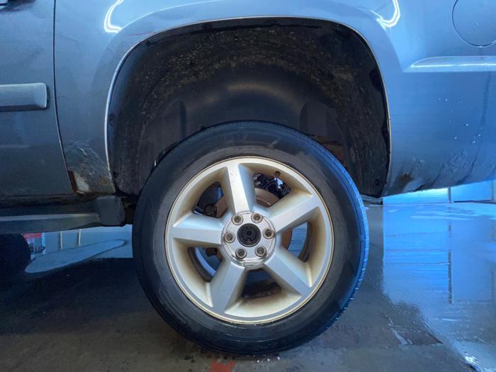 2008 chevrolet avalanche ls-4wd with 219447 miles for sale near elk-river, minnesota 78e8f2a82523461ea26907100d3abcee.jpeg