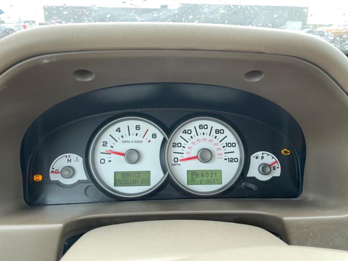 2006 ford escape limited-4wd with 213037 miles for sale near redwood-falls, minnesota 78ede2ae461c42a685f17c79a58fed3e.jpeg