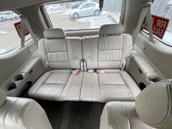 2006 toyota sequoia limited-4wd with 233941 miles for sale near elk-river, minnesota 79037e1014744587becdf697a147e63e.jpeg