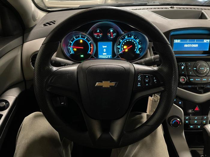 2012 chevrolet cruze ls with 173127 miles for sale near elk-river, minnesota 7914ee7c3d424629a6e9e2c6f798a72e.jpg