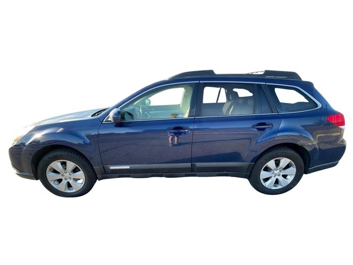 2010 subaru outback 2.5i-premium with 197429 miles for sale near elk-river, minnesota 79367a6eda9f4379ac511669a025a6be.jpg