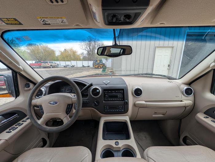 2003 ford expedition eddie-bauer-4wd with 185881 miles for sale near elk-river, minnesota 793a2942a8e946f0aed2a32e0ac998b2.jpg