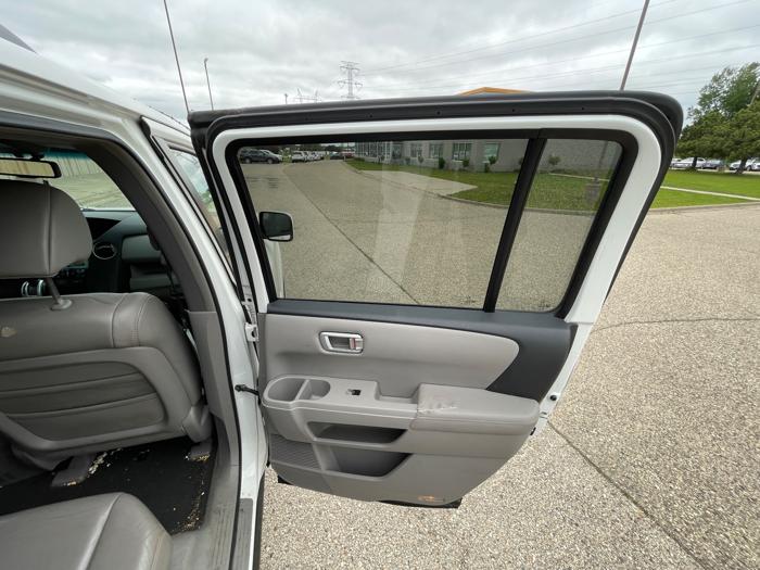 2009 honda pilot ex-l-4wd with 269405 miles for sale near burnsville, minnesota 797ebb13da3b4a2f86d5c45e8c1b2638.jpeg