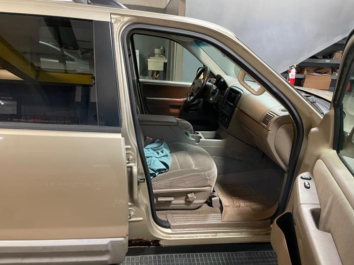 2002 ford explorer xlt-4wd with 136256 miles for sale near elk-river, minnesota 79e0d9e42dc049fba906470b76320ddd.jpeg