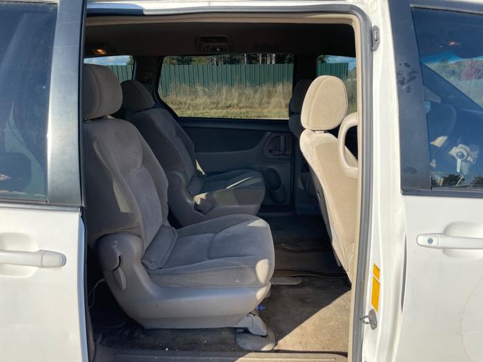 2007 toyota sienna ce-fwd-7-passenger with 210162 miles for sale near elk-river, minnesota 79e3f3dfc1624ec181c0288413009028.jpeg