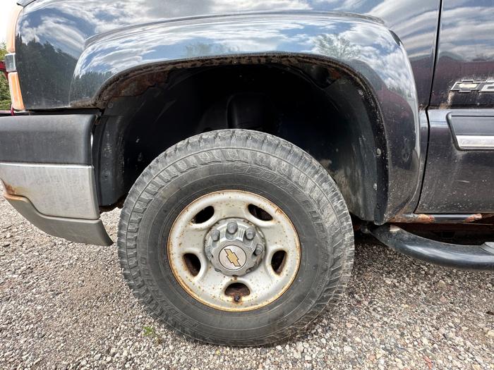 2004 chevrolet silverado-2500hd work-truck-crew-cab-short-bed-4wd with 219246 miles for sale near elk-river, minnesota 79eedec939544ecdaaeec56acee7a321.jpeg