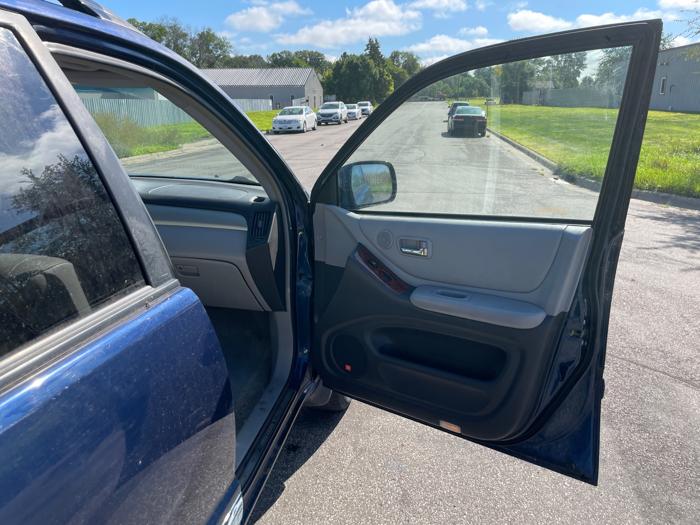 2007 toyota highlander limited-v6-4wd with 230304 miles for sale near elk-river, minnesota 7a08d67f4a4b439aadbdbaad0635ef81.jpeg