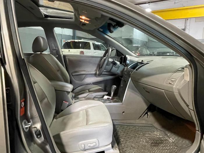 2004 Nissan Maxima