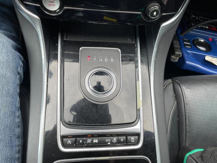 2017 Jaguar XE