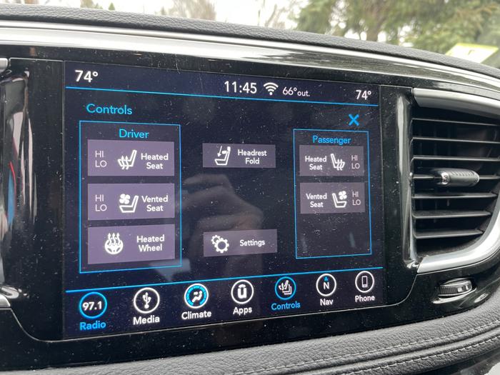 2018 chrysler pacifica limited with 145653 miles for sale near blaine, minnesota 7a8c6dec61cc49e5970b15da62233366.jpeg