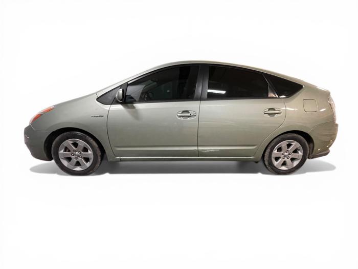 2009 toyota prius 4-door-liftback with 218603 miles for sale near elk-river, minnesota 7a999c26f3a94ac2a79ec72cc16e0480.jpg