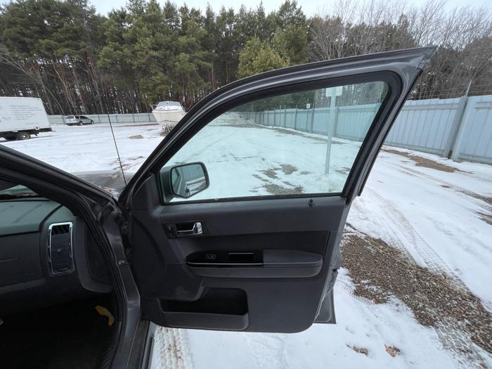 2009 ford escape limited-fwd-i4 with 124170 miles for sale near elk-river, minnesota 7a9c3ecfcad840699fe8301fdcc7deb4.jpeg