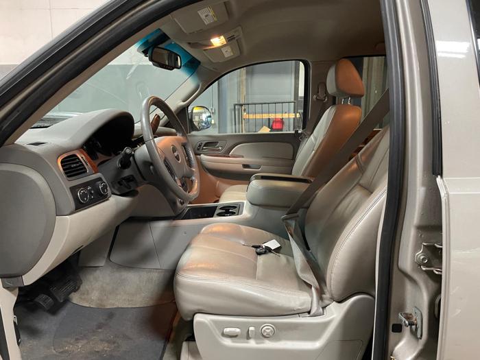 2008 gmc yukon slt with 272629 miles for sale near elk-river, minnesota 7aa05a050a5a4c5a934739e681103e40.jpg
