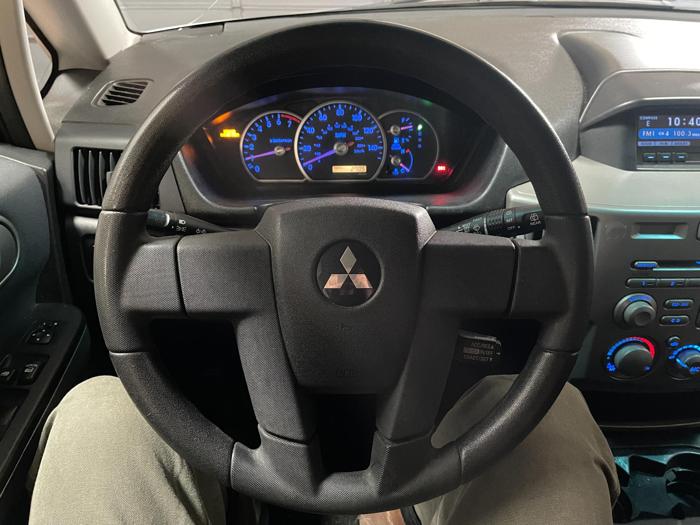2004 mitsubishi endeavor xls with 220550 miles for sale near elk-river, minnesota 7aac567216864b68b91e76c64eebf182.jpg
