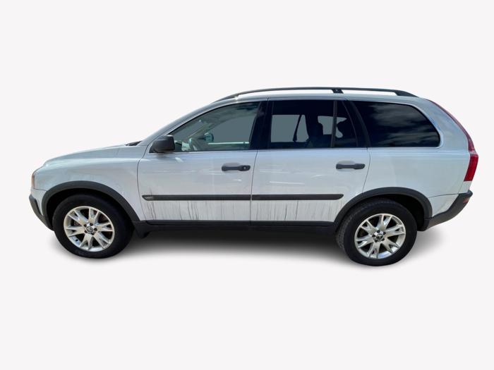 2005 volvo xc90 with 146097 miles for sale near elk-river, minnesota 7ad8f21b6e1d4a4699309e966659fe1a.jpg