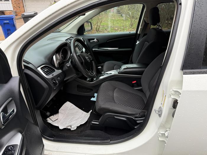 2018 dodge journey se with 114253 miles for sale near saint-paul, mn 7adeef45e4bf474a8ea658be4d21e7ee.jpg