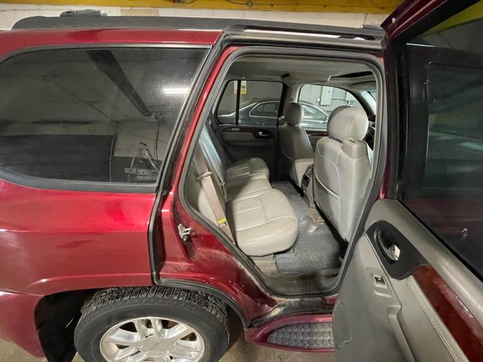 2006 gmc envoy denali-4wd with 264098 miles for sale near elk-river, minnesota 7b1fdc3b838f415b88ea84d55afc6331.jpeg