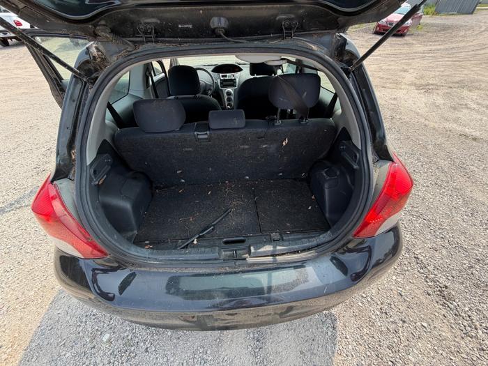 2009 toyota yaris liftback-3-door-at with 150586 miles for sale near elk-river, minnesota 7b261bec5f8a4fc289c14443677b5355.jpeg