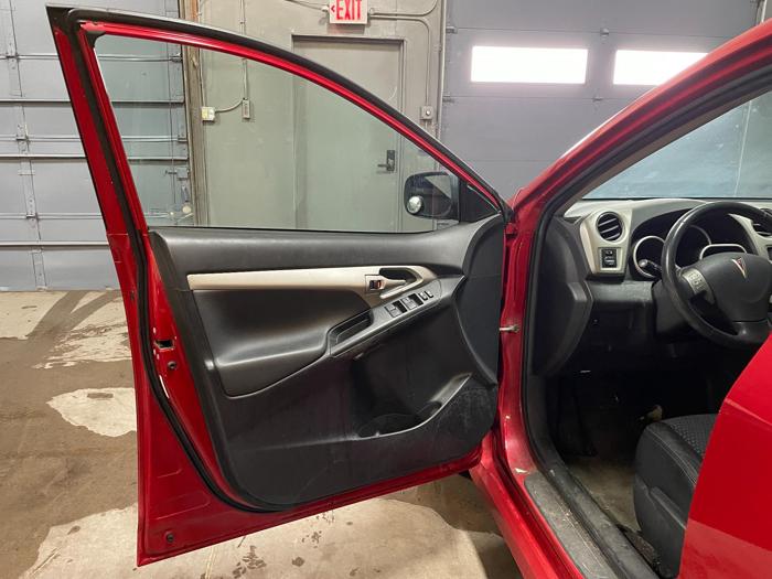 2009 pontiac vibe gt with 125839 miles for sale near elk-river, minnesota 7b4dfafebd1c46f0bc5b46888388192a.jpg
