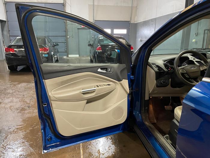 2017 ford escape se with 169661 miles for sale near elk-river, minnesota 7b5cdf64170644dba5c00fea73e6d13d.jpg