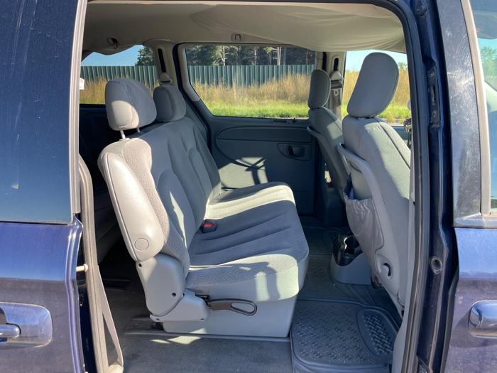 2006 chrysler town-&-country base with 220078 miles for sale near elk-river, minnesota 7b9c1039c90f4e82a748484466114c72.jpeg