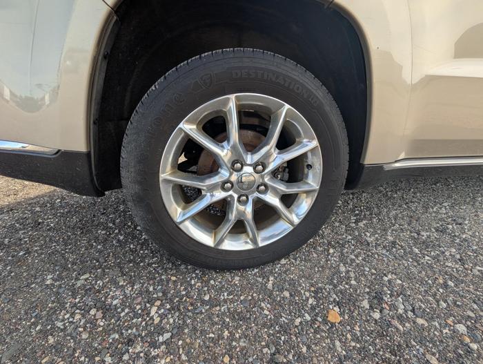2014 jeep grand-cherokee summit-4wd with 200569 miles for sale near elk-river, minnesota 7bd891ab7b73415c97d4ad673377a087.jpg
