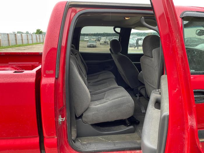2004 Chevrolet Silverado 2500