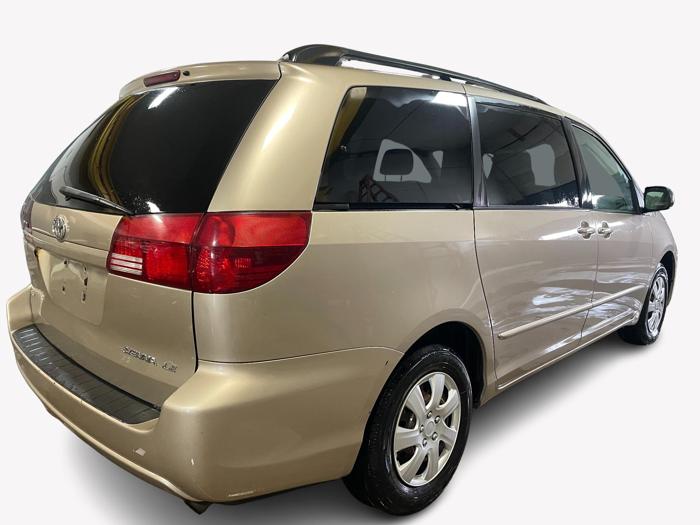 2005 toyota sienna with 243685 miles for sale near elk-river, minnesota 7c34e08c18ca4b668ea53fd193b6c09e.jpg