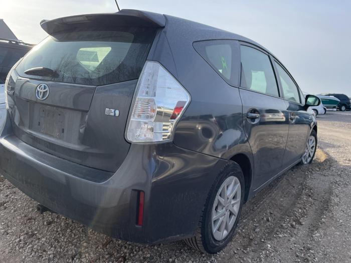 2013 toyota prius-v with 153265 miles for sale near elk-river, minnesota 7c368f367fba4baa84410db287388f7f.jpg