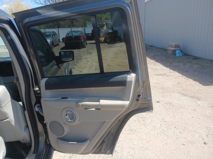 2007 jeep commander limited-4wd with 107317 miles for sale near elk-river, minnesota 7c4a7b6657174e18bd685bc7c1e91887.jpg