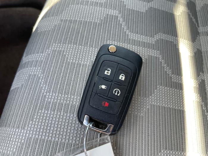 2015 chevrolet volt standard with 57763 miles for sale near red-wing, minnesota 7c7644f9e3ed4e85b4ec4f019d1820c7.jpeg
