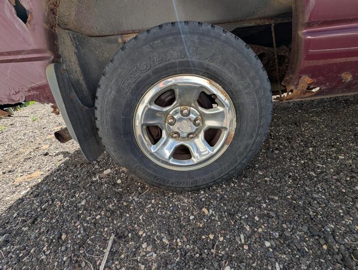 2002 dodge ram-1500 st-quad-cab-short-bed-4wd with 188652 miles for sale near elk-river, minnesota 7ca24f341e8f4e4c867aca5cdb04be7d.jpg