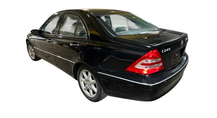 2004 mercedes-benz c-class c240-sedan with 132688 miles for sale near elk-river, minnesota 7cb3c15b66164e00946486f5ca887376.jpg
