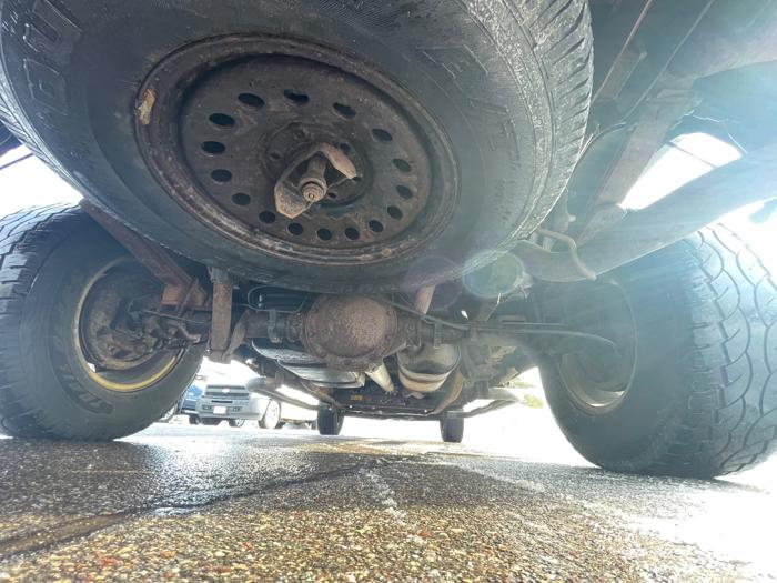 2006 chevrolet silverado-1500 ls-ext.-cab-4wd with 245271 miles for sale near fridley, minnesota 7cb3f63192244262bf0802e2e61f0c76.jpeg