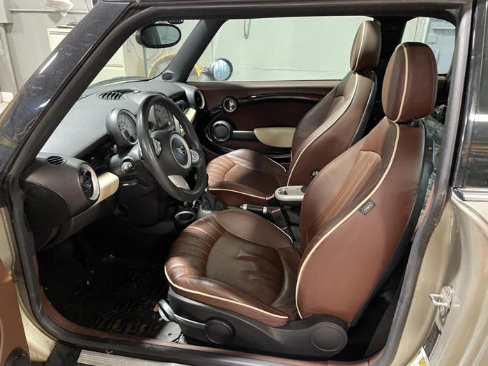 2008 mini clubman with 121837 miles for sale near elk-river, minnesota 7cc3988f894b43d28900d5da97b42f1b.jpg