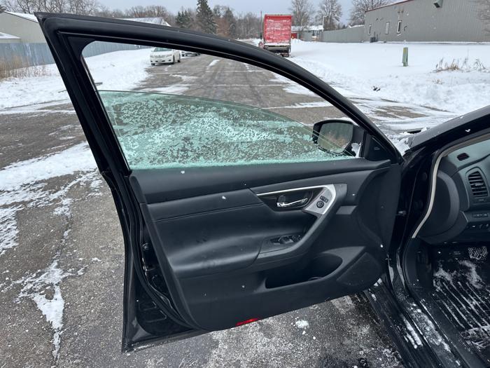 2013 nissan altima 2.5-s with 195598 miles for sale near elk-river, minnesota 7cd086acbaff43428f68a67776df23a0.jpeg