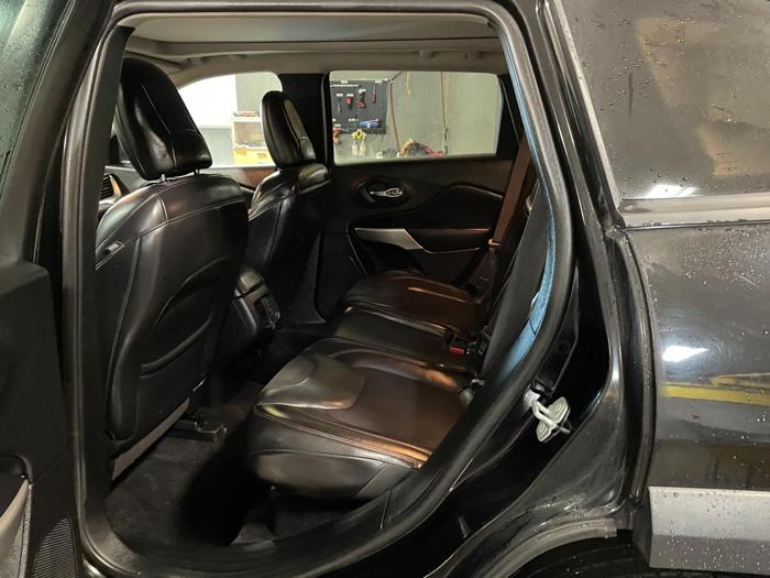 2018 jeep cherokee kl with 100063 miles for sale near elk-river, minnesota 7d12343506944411a12e17d44700467c.jpg