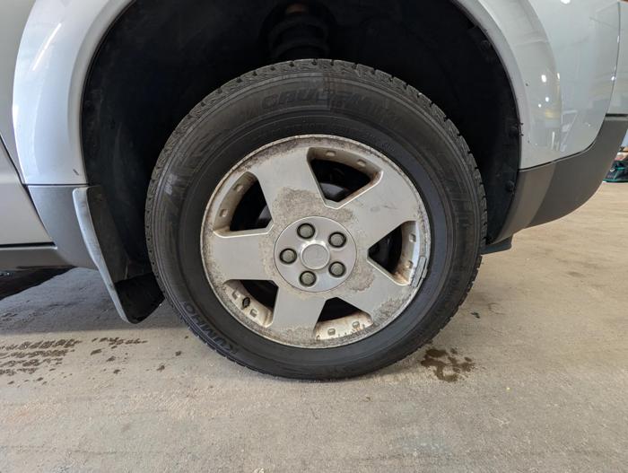 2004 saturn vue fwd-v6 with 165094 miles for sale near elk-river, minnesota 7d2db84a1030451ea57ae665998f44b9.jpg