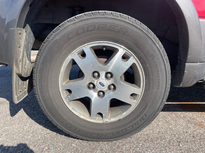 2003 ford escape xlt-popular-2wd with 140699 miles for sale near elk-river, minnesota 7d3a437344b541f9a0a2924572a8c058.jpeg