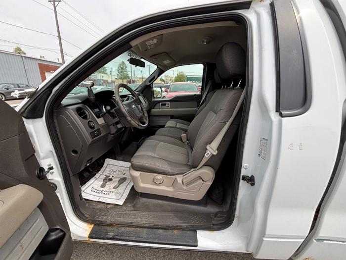 2009 ford f-150 stx-6.5-ft.-bed-4wd with 61990 miles for sale near rochester, minnesota 7d406d9f43ed47e6857b477f311e8354.jpeg