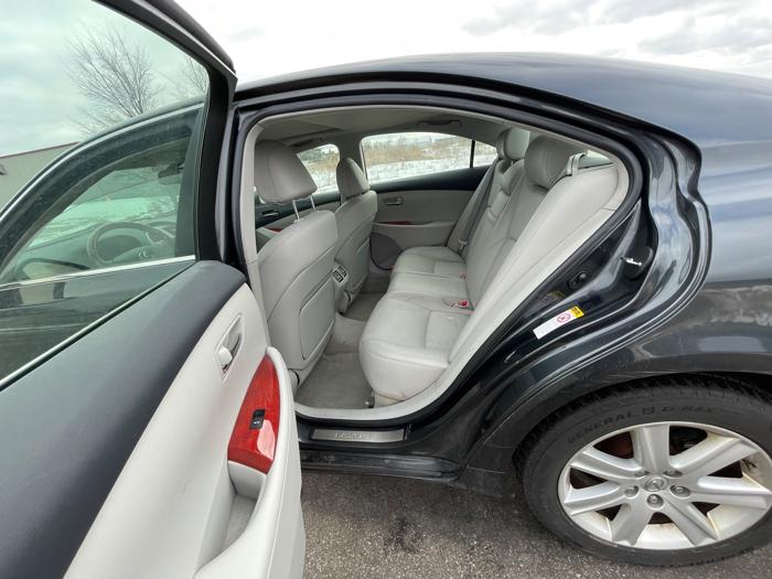 2008 lexus es-350 sedan with 204961 miles for sale near elk-river, minnesota 7d50830c61ee4a7b8ff637915e5b90a2.jpeg