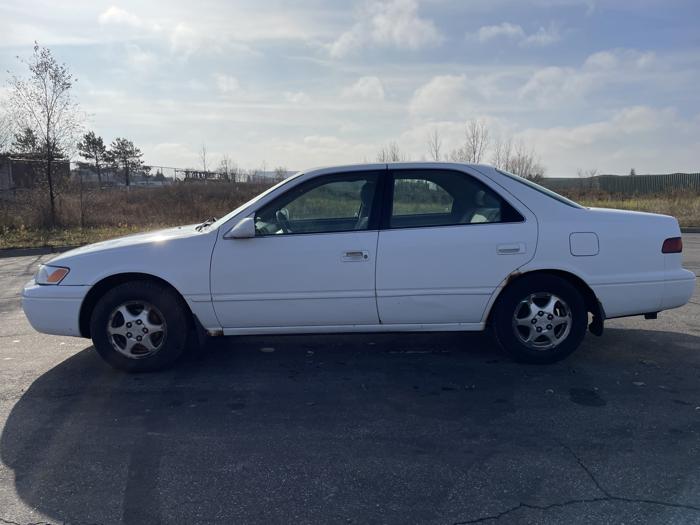 1998 toyota camry sel with 171459 miles for sale near elk-river, minnesota 7d5229ad7f764a82ad92f230883c4b6c.jpg
