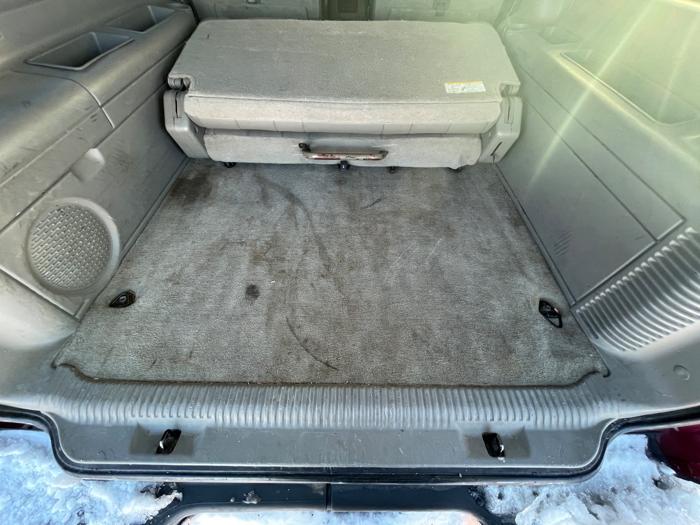 2006 chevrolet suburban 1500-4wd with 211968 miles for sale near elk-river, minnesota 7d796c5d22594bfb89b79f748fbb0c2f.jpeg