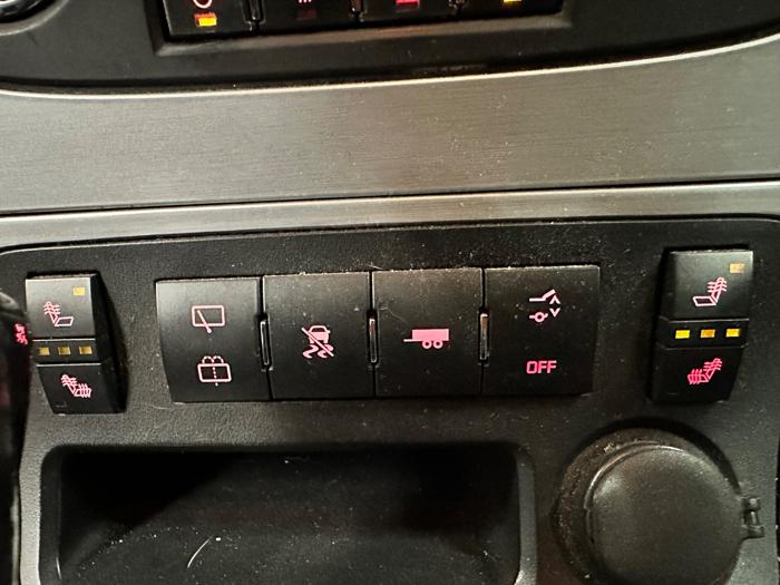 2011 gmc acadia slt-1-awd with 183653 miles for sale near elk-river, minnesota 7da23b5f9ee44de6942185f639eea424.jpeg