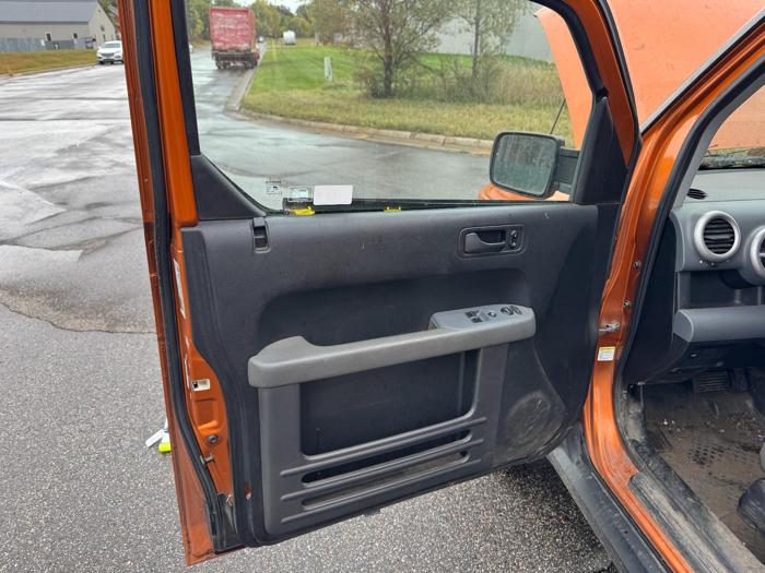 2006 honda element ex-p-4wd-at with 204695 miles for sale near elk-river, minnesota 7dab53944c7c473b9491d9d203ea8d9b.jpg