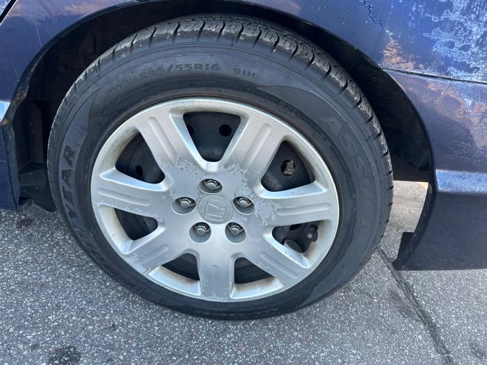 2008 honda civic lx-sedan-at with 116927 miles for sale near elk-river, minnesota 7dc447c8e7904278ba4497d1a0e12a2d.jpeg