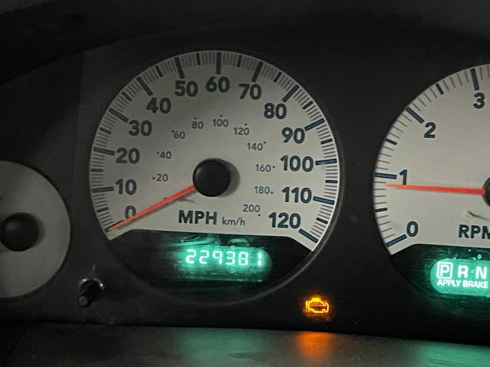 2005 dodge caravan-grand-caravan sxt with 229381 miles for sale near elk-river, minnesota 7dd4db77762148328a04cb05ac787848.jpg